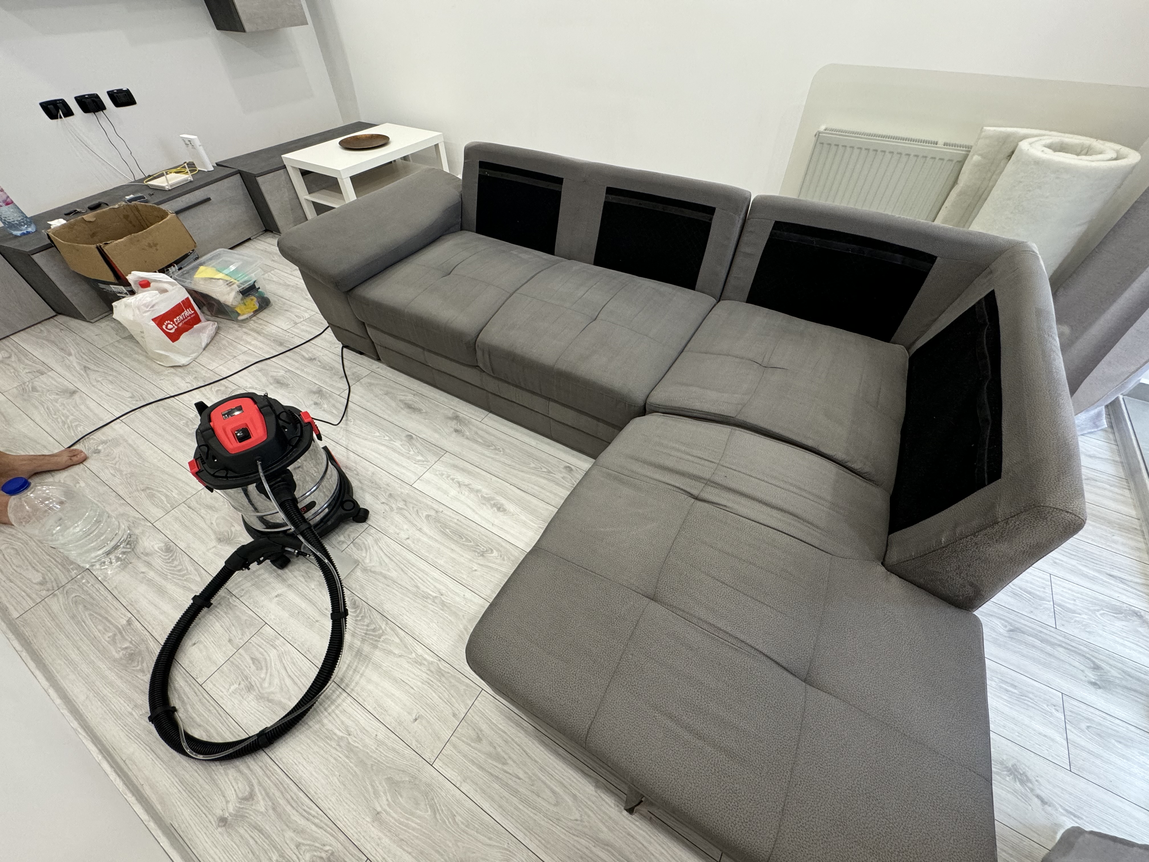 Colțar gri după curățare